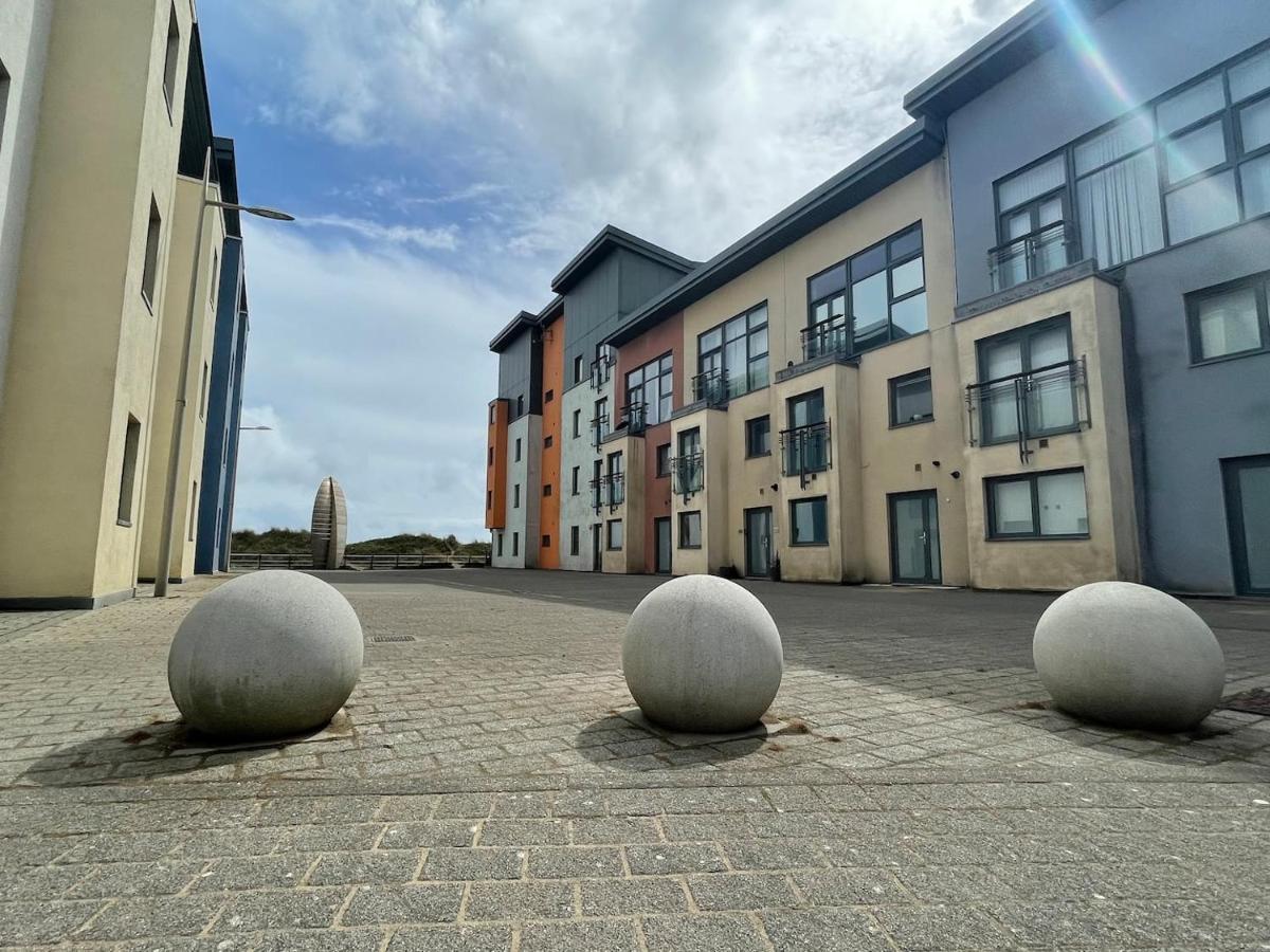 Family Friendly Maritime Apartment Swansea Extérieur photo