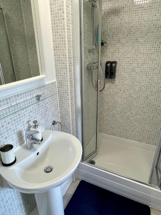 Family Friendly Maritime Apartment Swansea Extérieur photo