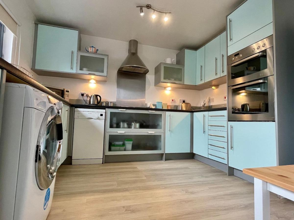 Family Friendly Maritime Apartment Swansea Extérieur photo