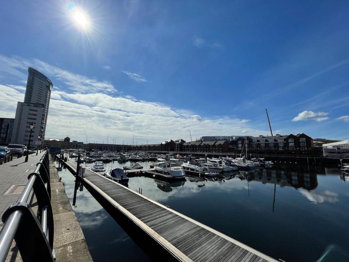 Family Friendly Maritime Apartment Swansea Extérieur photo